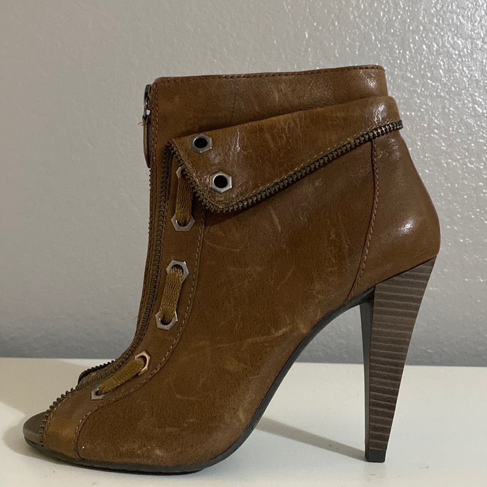 Distressed Leather Zip Up Booties